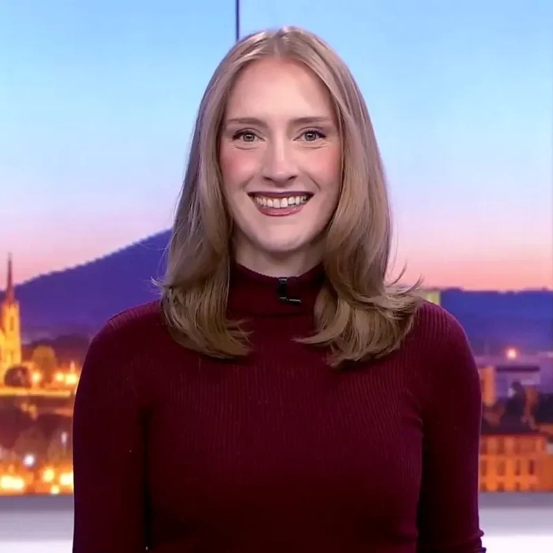 Copy of LK new headshot